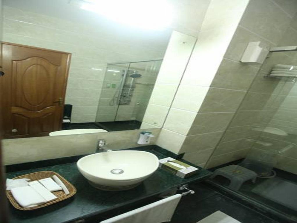 Modi Hotel & Resorts Pinjaur Szoba fotó
