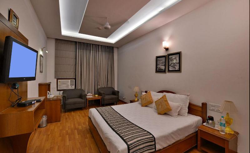 Modi Hotel & Resorts Pinjaur Kültér fotó
